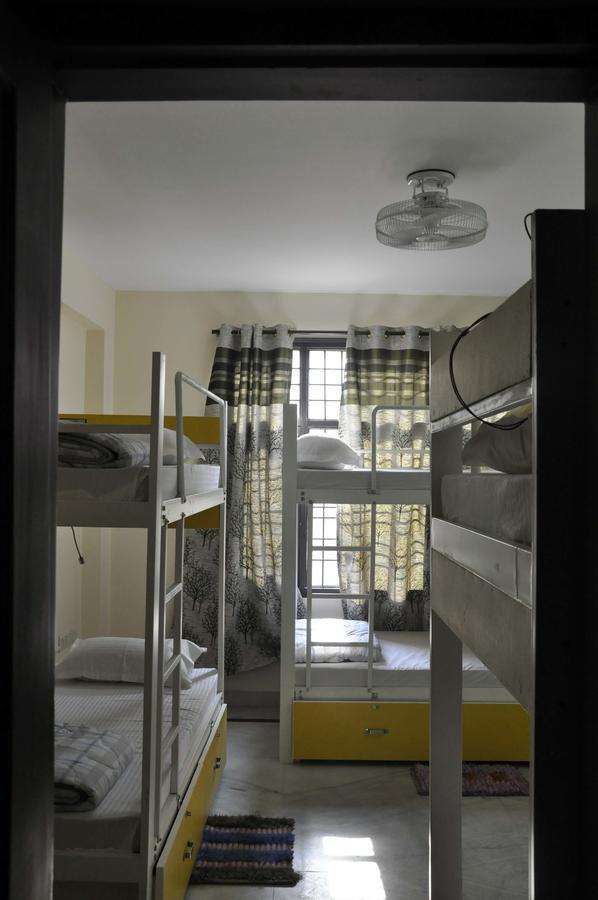 Friends Hostel Új-Delhi Kültér fotó